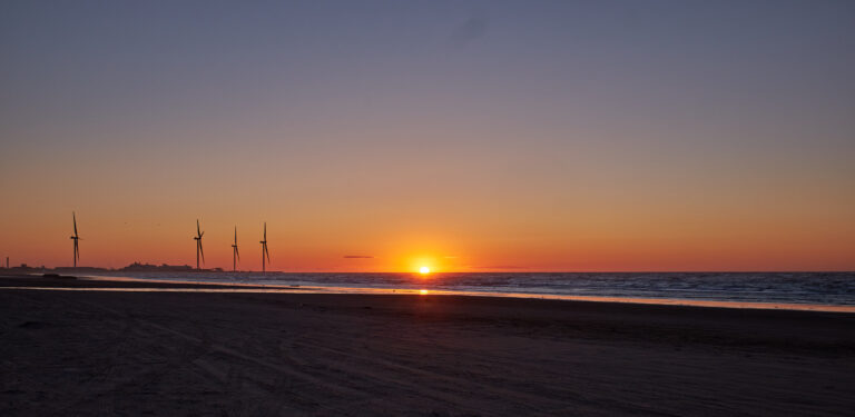 Solnedgang ved Kjul Strand, Kjul, Nordjylland. Taget af fotograf Jan Chr. Christensen
